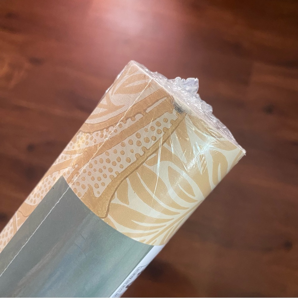 🔥CLOSET CLEAR OUT🔥 NEW Morris & Co.Apple Wallpaper (2 rolls) Read Description✨ - Picture 9 of 9